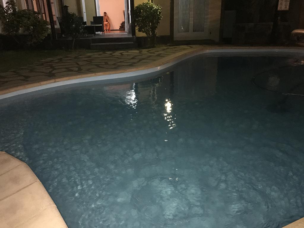 H&K Villa Blue Bay Esterno foto